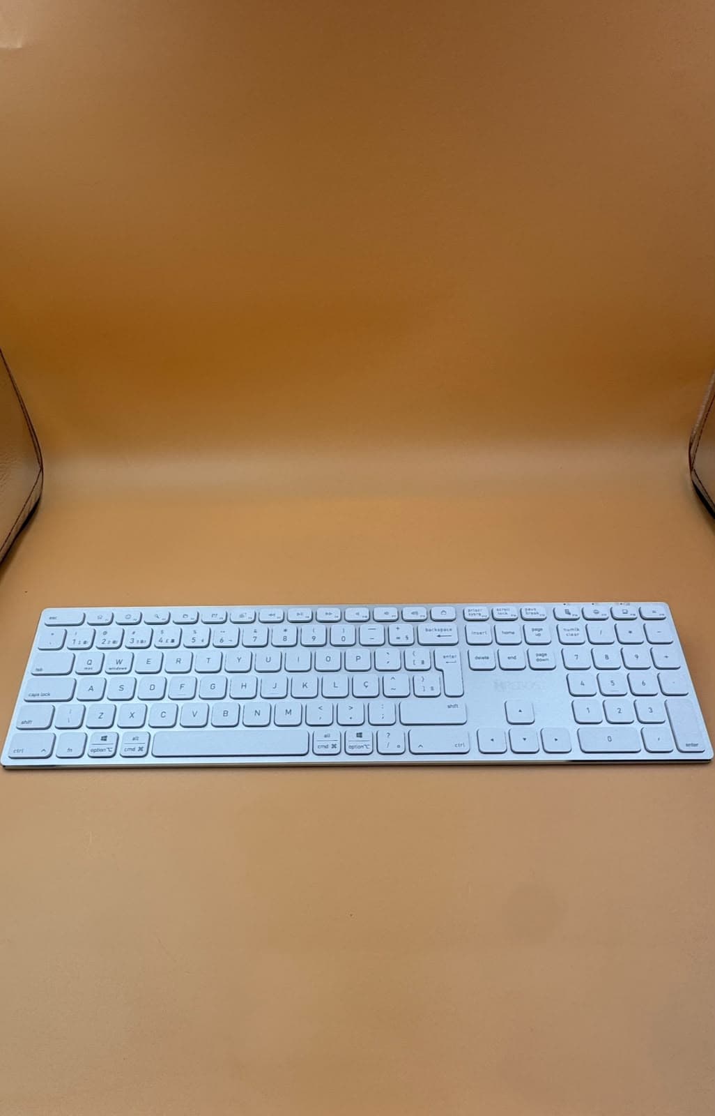 TECLADO MOONSTONE BLUETOOTH HREBOS IF-606